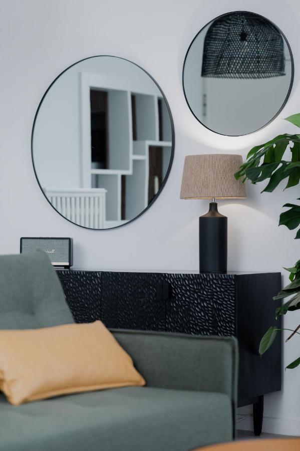 Blue Chill Paradise Seaview Suite W/ Kingbed Piraeus Bagian luar foto